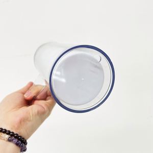 Vaso térmico de acero inoxidable de doble pared con aislamiento al vacío, de 20 oz, con asa preperforada, para sublimación, diseño 'Storyboard Snow Globe', de plástico delgado, USA - Product Image 4