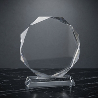 Trophée octogonal en cristal vierge gravé au laser, personnalisé, coloré, écologique et de qualité supérieure, idéal pour les décorations saisonnières et les souvenirs de vacances