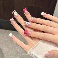 Diseño #605 Dropshipping Lujo 3D Flor Uñas postizas Alta calidad Forma de pico de pato corto Francés Hecho a mano Prensa en uñas