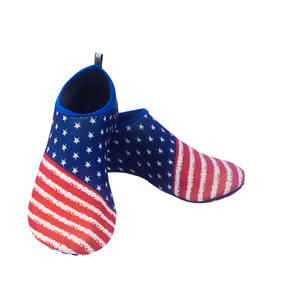 <span class=keywords><strong>Barato</strong></span> descalzo Calcetines de las mujeres hombres zapatos de playa buceo zapatos de los niños zapatos de playa - Product Image 2