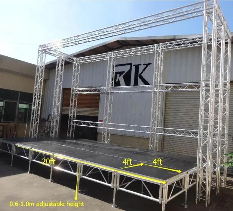 Programme de scène portable 12 * 20ft avec plate-forme de scène rétractable mobile en treillis d'exposition pour scène extérieure de concert avec jupes