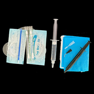 Set Completo <span class=keywords><strong>per</strong></span> Sbiancamento Dentale con Gel al Perossido al 38%HP, Barriera Gengivale e Balsamo Labbra <span class=keywords><strong>per</strong></span> Salone e Spa, Vendita all'Ingrosso - Product Image 1