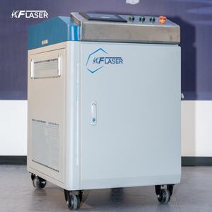 Machine <span class=keywords><strong>de</strong></span> découpe et <span class=keywords><strong>de</strong></span> soudage laser 4 en 1 pour le <span class=keywords><strong>nettoyage</strong></span> des fibres métalliques à main avec refroidissement par eau Nouvelles machines optiques en aluminium Prix bon marché - Product Image 6