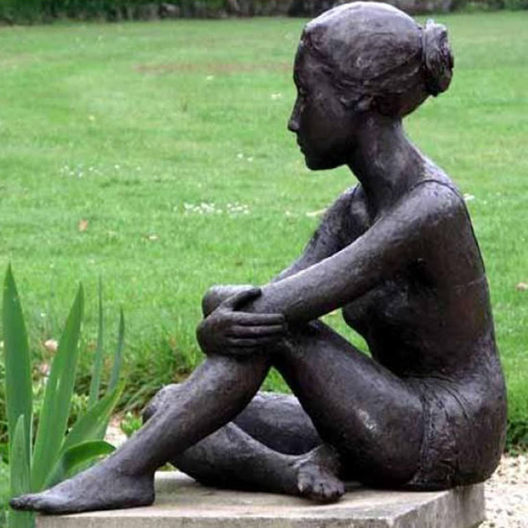 モダンスタイルの金属製ヌード女性像、銅製西洋風裸婦ブロンズ彫刻