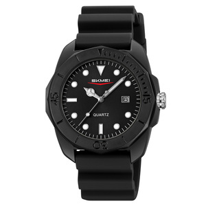 Skmei Men's Quartz Watch Black Silicone Strap Water Resistant 50m Sport Watch - Product Image 5