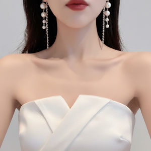 Vendita all'ingrosso di tendenza minimalista elegante Boho collane a catena a farfalla iniziali con ciondoli e ciondoli alla moda - Product Image 2