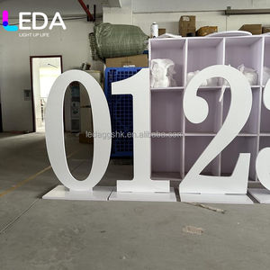 LEDA Factory Customized Giant 3Ft 4Ft Mirror Gold Sign Large Mirror Pvc Marquee Letter Stand Birthday Big Numbers For Sale - Product Image 5