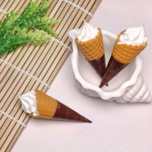 Cônes à gaufres en gros de fabrication chinoise pour desserts glacés, saveurs originales/chocolat/charbon de bambou, bon marché pour le bricolage - Product Image 4