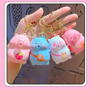 WEIXI Porte-clés en PVC en forme d'ours de dessin animé orange, qui souffle des bulles, pour la décompression, idéal pour sacs d'école et voitures - Product Image 6
