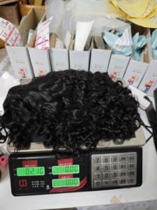 Promoción: Pelucas rizadas con flequillo tipo bob de $35, sin encaje, rizadas naturales, onduladas, de 14 pulgadas, de cabello humano, 200% de densidad, al por mayor. - Product Image 6