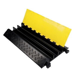 Protezione per Cavi a 3 Canali per Strade, Protegge Cavi fino a 60 mm di Diametro - Product Image 1