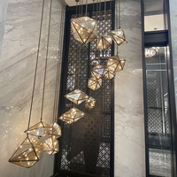 Lustre moderne en verre géométrique en forme de diamant, luminaire suspendu multi-têtes pour villa, escalier, hall d'hôtel, décoration intérieure