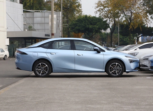 2024 auto elettrica cinese Aion <span class=keywords><strong>Max</strong></span> 70 nuova auto automobilistica - Product Image 2