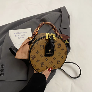 2026 High-End Women's PU Shoulder <b>bags</b> Crossbody Handbag Light Luxury Print Versatile Zipper Closure Niche Messenger <b>Bag</b> - Product Image 3