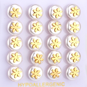 Boucles d'oreilles en perles de haute qualité, bijoux en or, boucles d'oreilles en acier inoxydable - Product Image 4