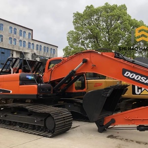 Excavadora de cadenas usada Doosan DX225LC-9C de 22.5 toneladas, potente, para uso en paisajismo, sin necesidad de transporte, de Corea del Sur - Product Image 1