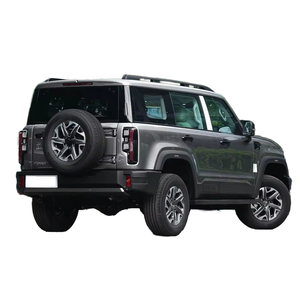 Nuevo SUV Beijing Xuanwei BJ40 con Volante a la Derecha, Transmisión Automática, Motor Turbo, Cámara Trasera de 360° - Oferta a Bajo Precio - Product Image 3