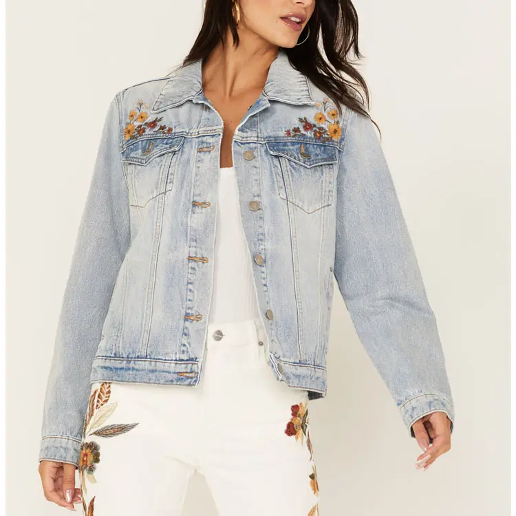 High Quality Washed Jeans Jackets 2 Pockets Turn Neck Women Embroidered Coats Buttoned Jackets Tops