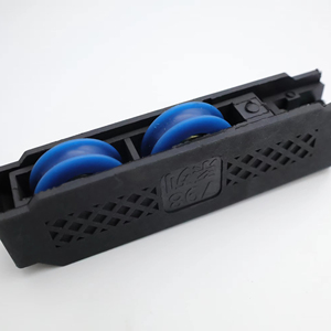 Rueda deslizante de fábrica, rodillos de ventana deslizante con carcasa de plástico, rodillo de puerta de plástico, rueda de puerta corredera de nailon - Product Image 1