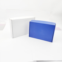 Boîte d'expédition en carton recyclé de haute qualité, emballage personnalisé avec logo, pelliculage brillant et gaufrage pour l'expédition de bougies et l'emballage cadeau