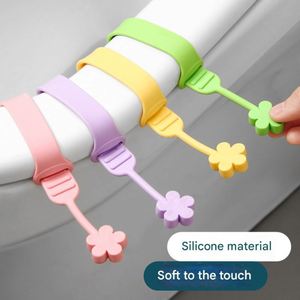 Cubierta de silicona suave para tapa de inodoro, accesorio creativo para levantar el asiento del inodoro, piezas y accesorios para inodoro que evitan el contacto. - Product Image 4