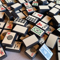 Tuiles de Mahjong américaines vintage de haute qualité en acrylique, 160 pièces, coffret cadeau pour la maison, pour le divertissement et les jeux de société