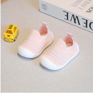 Nouveau été infantile enfant en bas âge marche Style chaussures coréen volant tissé conception antidérapant respirant semelle souple baskets résistant à l'usure - Product Image 5