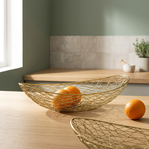 Panier à fruits en fil d'or, paniers de rangement rectangulaires, décoration minimaliste de cuisine, conteneur en métal fait à la main - Product Image 4