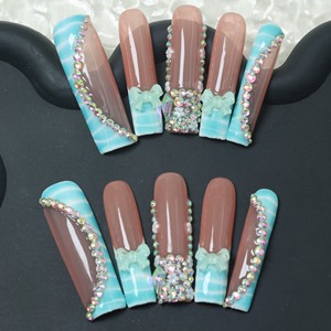 Uñas postizas de acrílico de lujo, cortas, color rosa almendra, cobertura completa, hechas a mano, con pedrería de estrellas, precio de fábrica, venta al por mayor. - Product Image 3