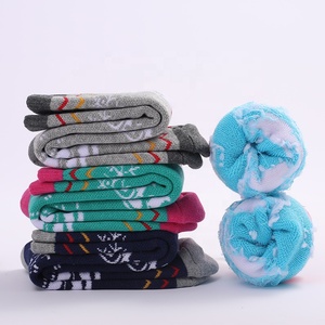 Vente en gros <span class=keywords><strong>de</strong></span> chaussettes <span class=keywords><strong>de</strong></span> sport d'hiver pour enfants semelle coussinée Chaussettes tubulaires en coton tricoté pour adolescents garçons - Product Image 2