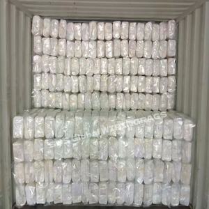 Trapos de limpieza de algodón reciclado de 10 kg, trapos de camiseta blancos reciclados, trapos de tela tejida para limpieza. - Product Image 1