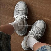 HB22470 Chaussures de Skateboard Décontractées et Respirantes à Semelle Épaisse, Tendance Été 2026, Imperméables, Légères et Confortables pour la Marche