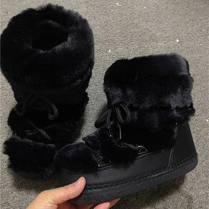 Bottes <span class=keywords><strong>de</strong></span> neige en fourrure <span class=keywords><strong>pour</strong></span> femmes hiver 2024 / Bottes <span class=keywords><strong>de</strong></span> <span class=keywords><strong>ski</strong></span> en fourrure <span class=keywords><strong>de</strong></span> lapin moelleuse / Bottes en coton chaudes imperméables à plateforme <span class=keywords><strong>pour</strong></span> femmes - Product Image 3