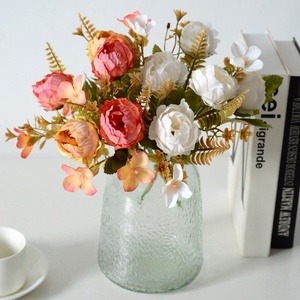 Ramo Pequeño de Flores Artificiales de Seda: Peonías, Rosas y Hortensias para Decoración del Hogar y Accesorios de Fotografía, Venta al por Mayor desde China - Product Image 4
