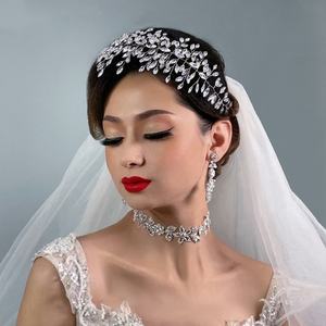 إكسسوارات شعر العروس العصرية لعام <span class=keywords><strong>2026</strong></span>، عصابات رأس مرصعة بالكريستال للنساء، هدايا أعياد الميلاد - Product Image 2
