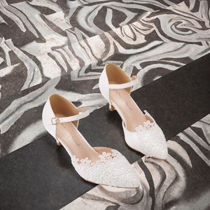 Zapatos y Bolso Italianos de Tacón Cuadrado con Correa de Hebilla, Color Marrón, Precio Moderado - Product Image 3