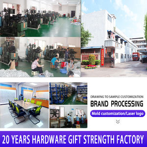 شعار مخصص لسكوتر سلسلة مفاتيح ثلاثية الأبعاد معدنية سلاسل مفاتيح للتزلج على الجليد مع حلية جذابة أقراط هدايا إبداعية - Product Image 6