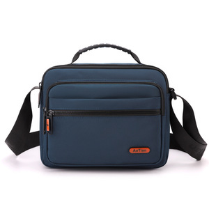 กระเป๋าคาดลำตัวผู้ชาย OEM แฟชั่น กันน้ำ ทำจากผ้า Oxford เหมาะสำหรับใช้ในชีวิตประจำวันและทำงานออฟฟิศ - Product Image 2