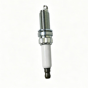 12120039664 SILKBR8D8S Venta al por mayor de bujías de iridio con rosca OE para BMW Serie 3 F30 F31, Serie 7 F01, Serie 5 F07 F10 - Product Image 2