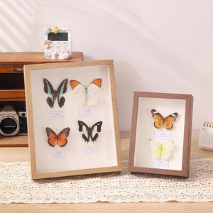 Vente chaude en gros Série Noël Cadre photo moderne en bois creux de 3 cm et 5 cm, cadre photo créatif fait à la main avec des fleurs séchées - Product Image 6