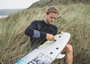 AZTROB CRUX <span class=keywords><strong>Planche</strong></span> <span class=keywords><strong>de</strong></span> <span class=keywords><strong>surf</strong></span> longue <span class=keywords><strong>en</strong></span> bois durable et haute résistance <span class=keywords><strong>de</strong></span> 7'0\" (21,5\") avec <span class=keywords><strong>mousse</strong></span> EPS, petit MOQ, avec leash et ailerons pour les eaux océaniques - Product Image 6