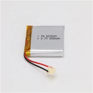 603040 650mah <span class=keywords><strong>3</strong></span>,7 v rc gebogene lithium-polymer ionen batterie zellen pack mit ntc elektrische roller ladegerät modul - Product Image 1