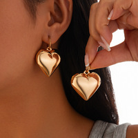 Nouveaux accessoires de mode CCB coeur pendentif boucles d'oreilles pour femmes oreille balancent bijoux fille