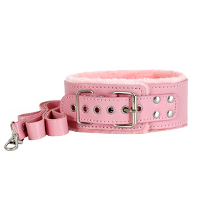 Ensemble de 7 pièces ludiques en cuir et peluche : menottes, bracelet de cheville, collier, boule buccale, fouet, bandeau pour les <span class=keywords><strong>yeux</strong></span>, corde de 5m – Produit sexuel BDSM pour adultes - Product Image 5