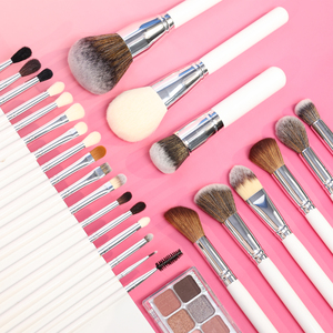 แปรงแต่งหน้ามืออาชีพ 26 ชิ้น ด้ามจับสีขาว ขนแปรงวีแกนแบบหนา ทำจากอลูมิเนียม ขนแปรงนุ่มฟู พร้อมตาข่ายปิด สำหรับลงรองพื้นและแป้ง - Product Image 2