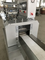 Machine d'emballage automatique multifonctionnelle avec servo photoélectrique et diagnostic des défauts pour les aliments solides.