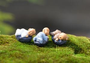 Decoración de mesa fengshui para el hogar, 4 diseños, 3 colores, figuras de pequeños bebés y monks, figuritas religiosos de resina marfil - Product Image 6