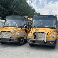 Chine Brand New Caravan Bus 20 27 sièges Bus scolaire coloré