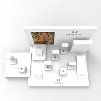 Ensemble de présentoirs à bijoux de luxe de haute qualité en MDF laqué mat et acrylique avec support pour colliers