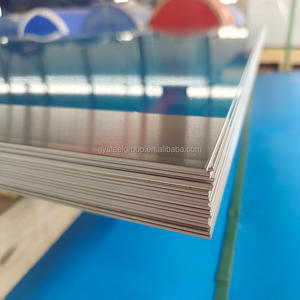 Pièces de fabrication d'<span class=keywords><strong>aluminium</strong></span> en tôle d'entretien feuille d'<span class=keywords><strong>aluminium</strong></span> nervurée auto-<span class=keywords><strong>adhésive</strong></span> pour meubles - Product Image 3